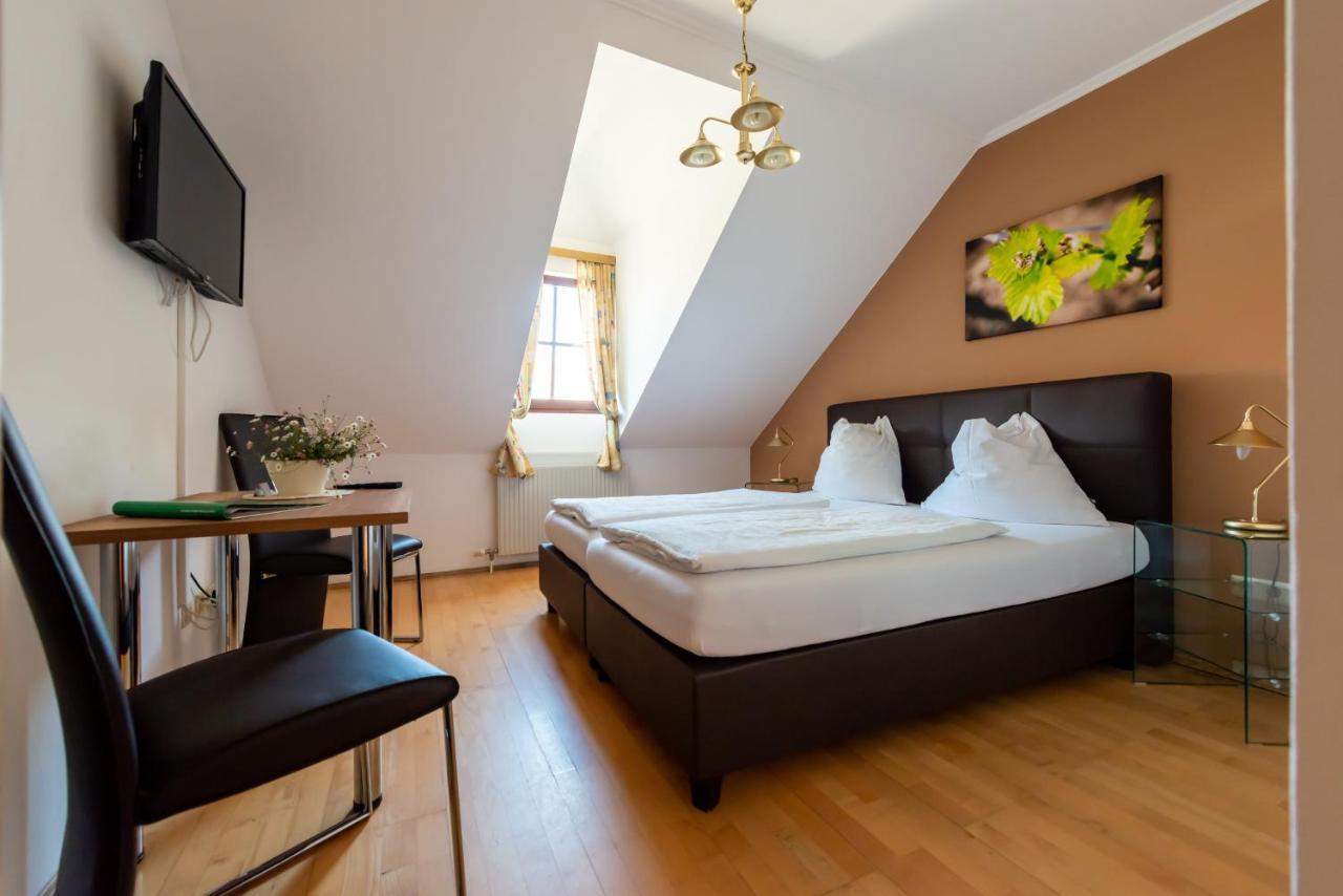 Hotel Weingut Burger Kalladorf Exteriér fotografie