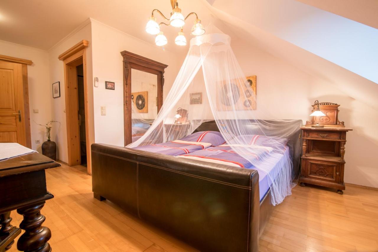 Hotel Weingut Burger Kalladorf Exteriér fotografie