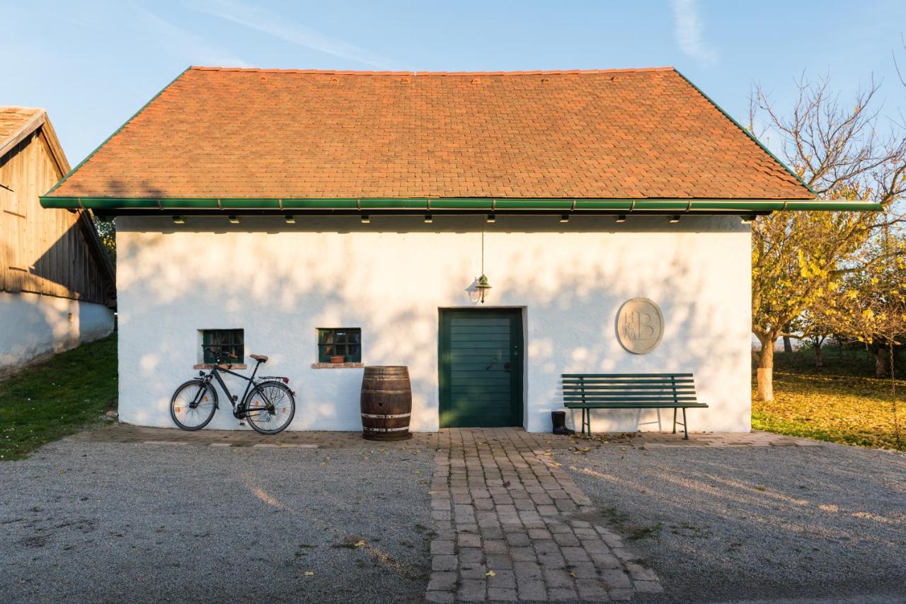 Hotel Weingut Burger Kalladorf Exteriér fotografie